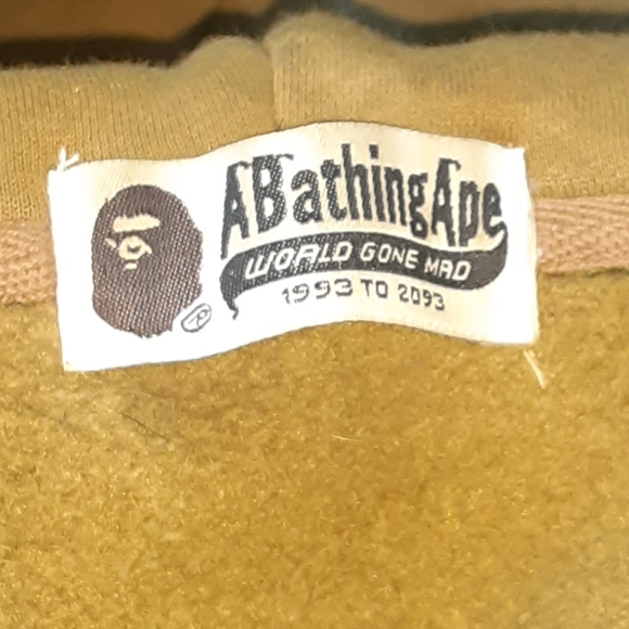 BAPE JACKET - Picture 2 of 5